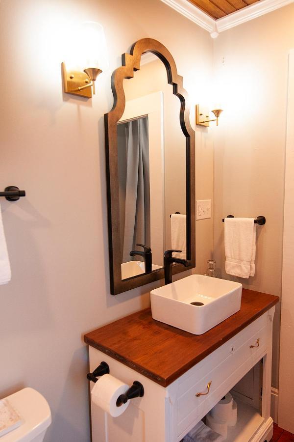 Dabbs Hotel Bed And Breakfast Llano Экстерьер фото