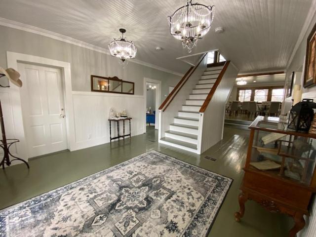 Dabbs Hotel Bed And Breakfast Llano Экстерьер фото